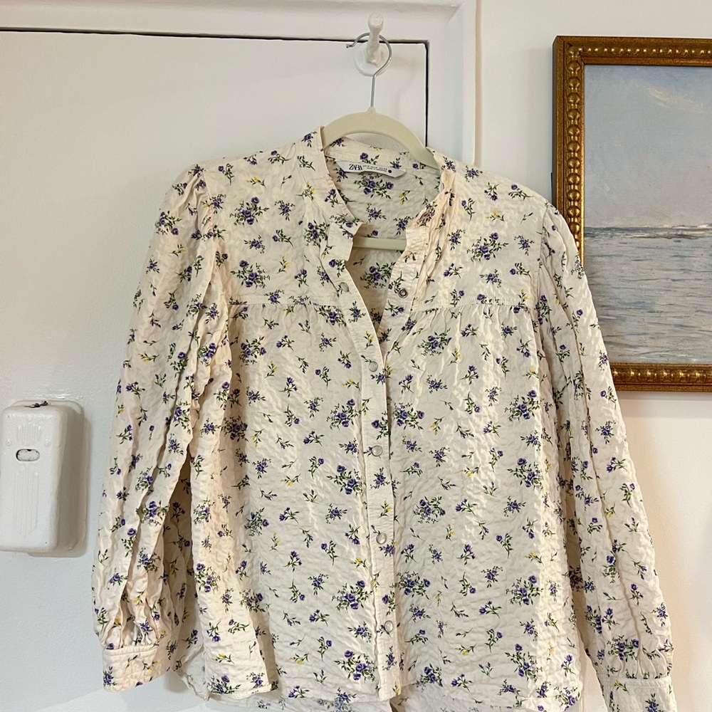 Zara Cream and Purple Floral Blouse